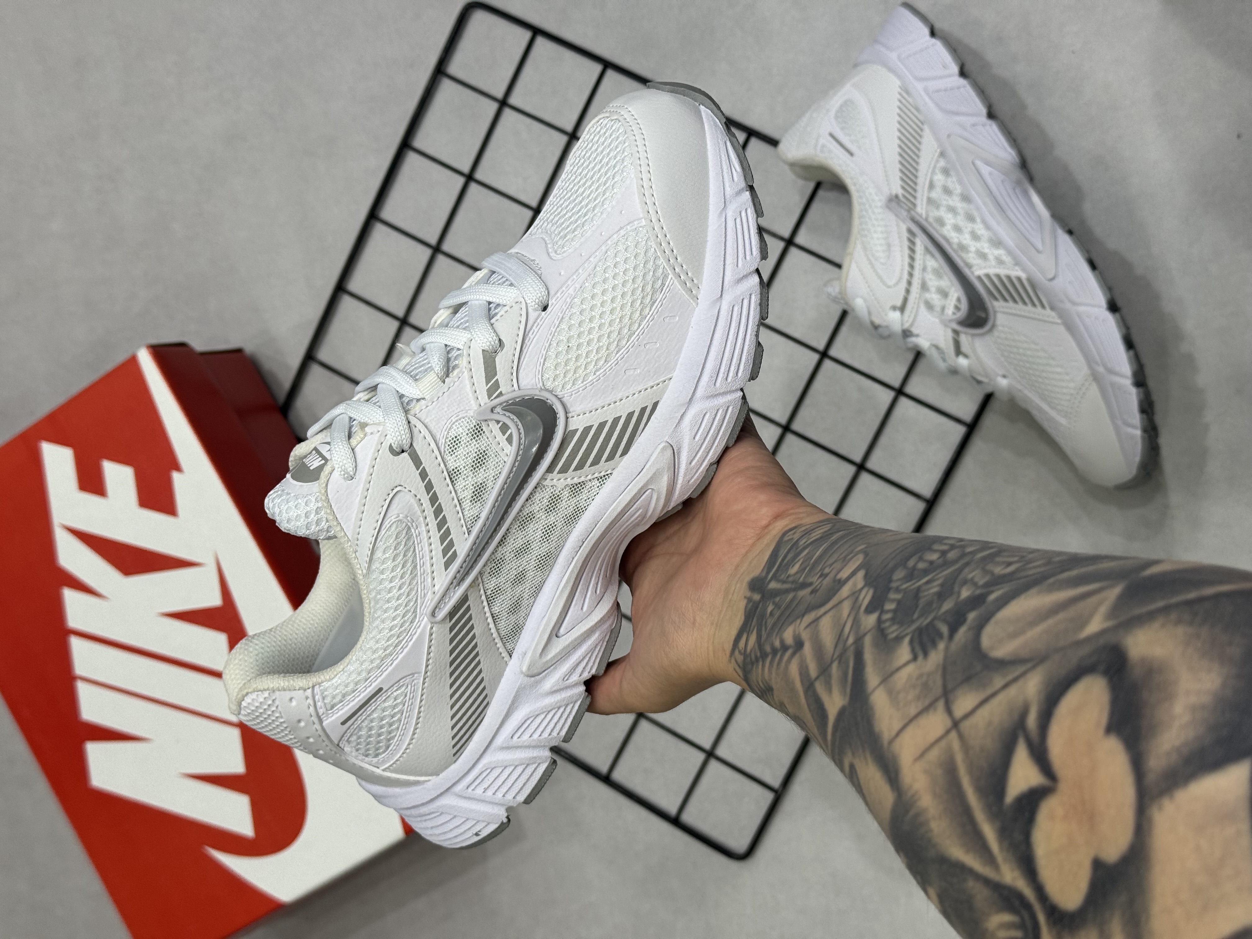 Tênis Nike V2K Run Branco Total