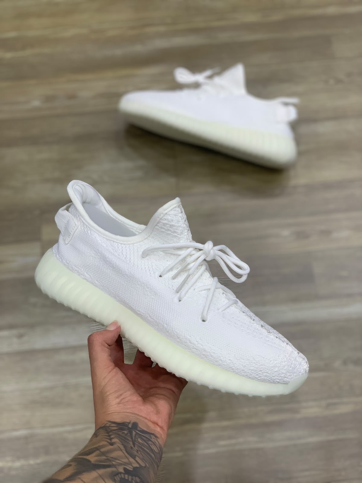 Tênis Yeezy Boost 350 V2 All White