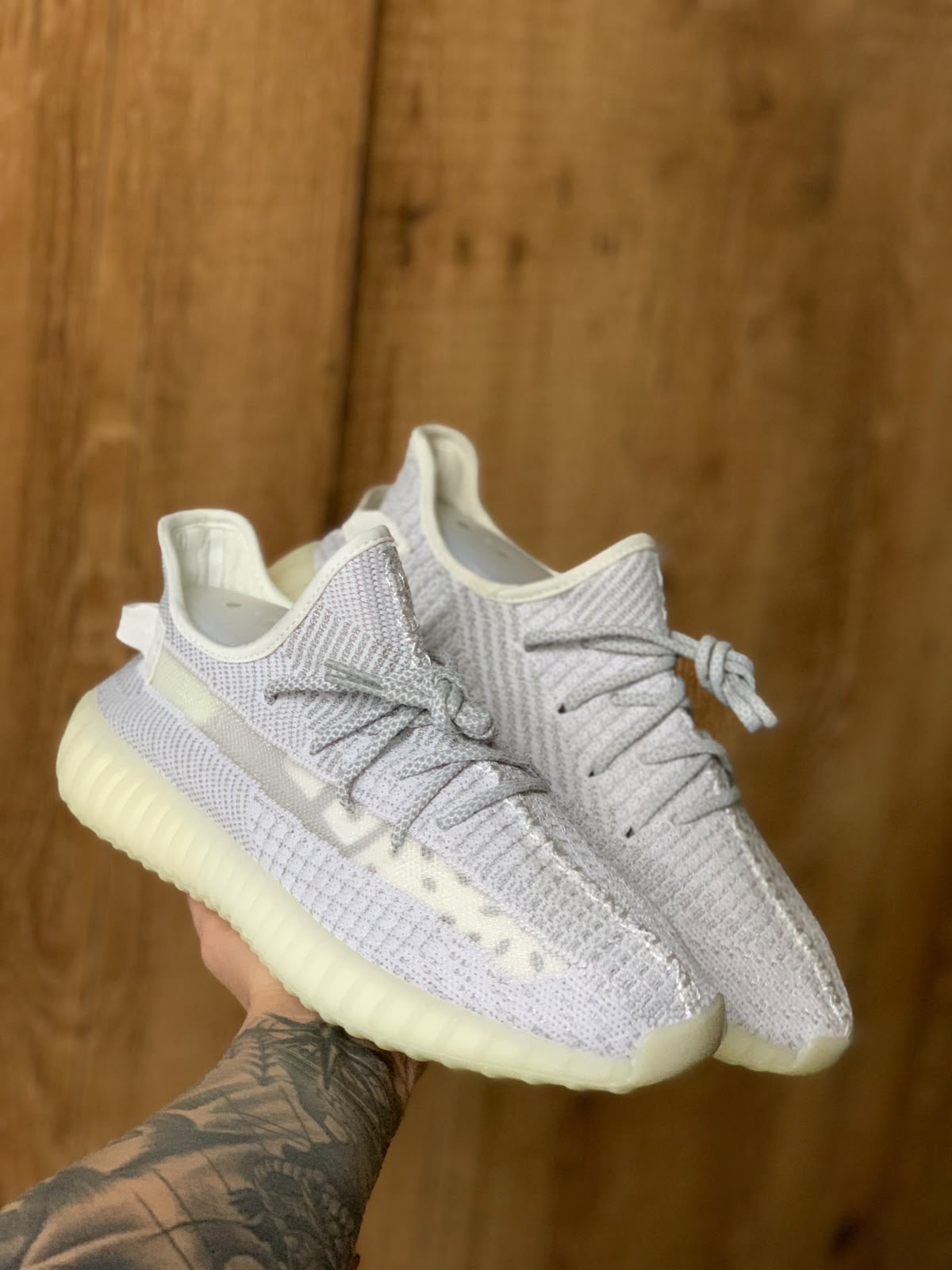 Tênis Yeezy Boost 350 V2 Branco Mesclado (Static)